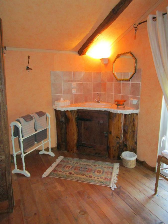 La Maison De St Victor Bed & Breakfast Saint-Victor-de-Malcap Eksteriør bilde