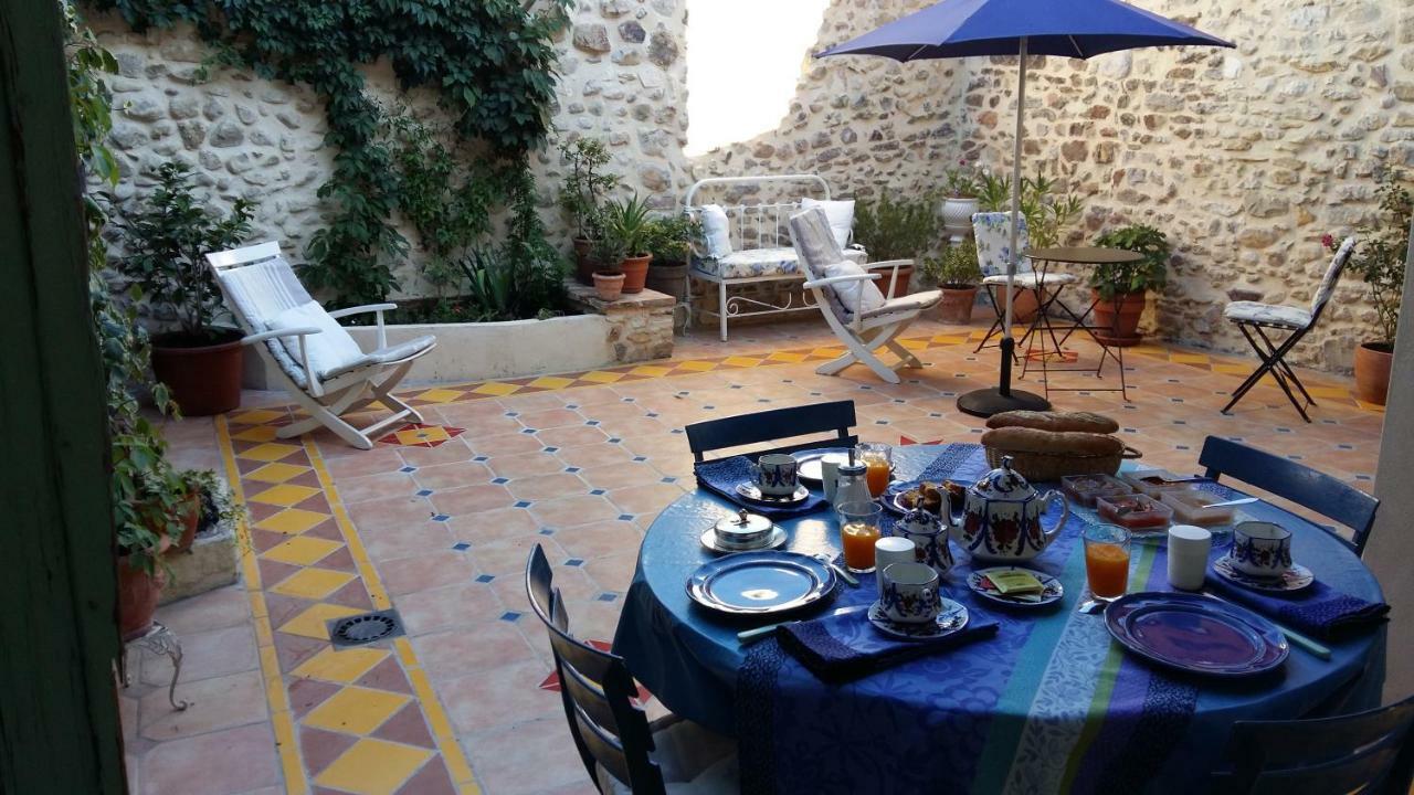 La Maison De St Victor Bed & Breakfast Saint-Victor-de-Malcap Eksteriør bilde