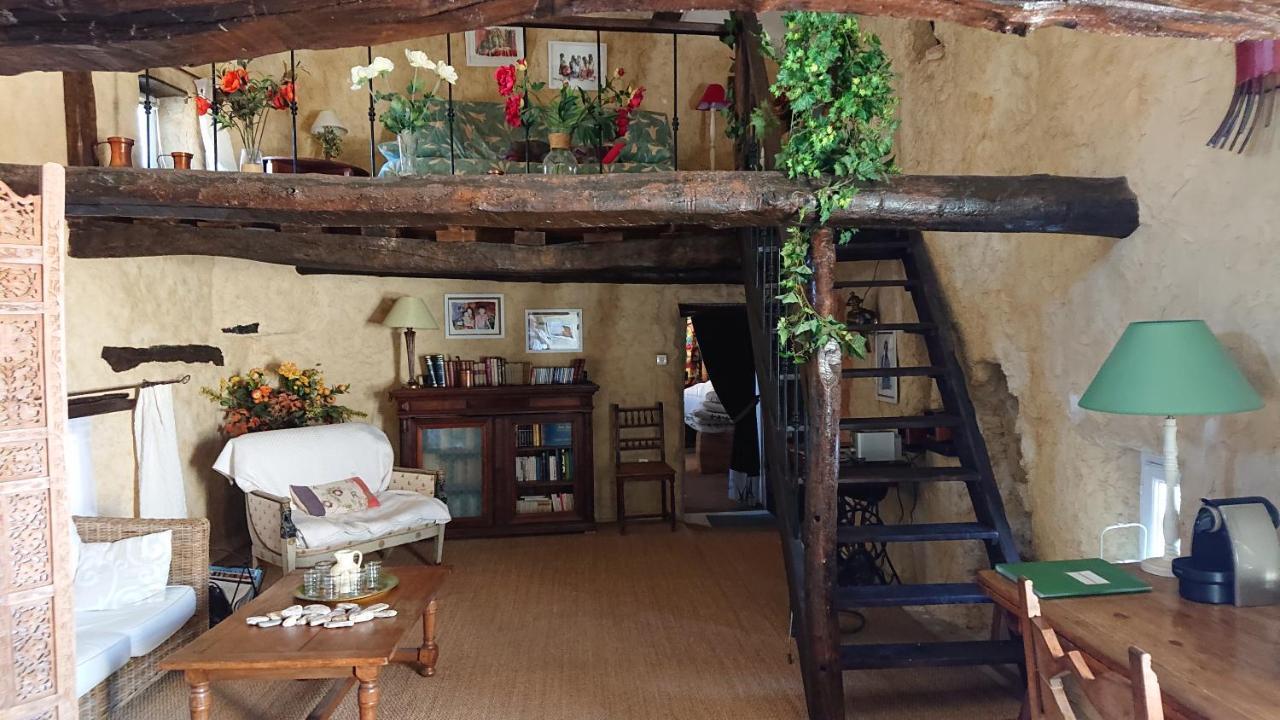 La Maison De St Victor Bed & Breakfast Saint-Victor-de-Malcap Eksteriør bilde